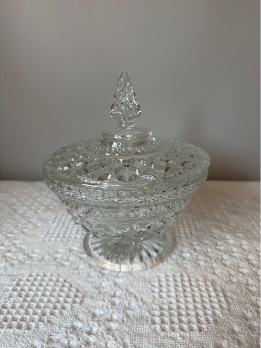 Vintage Glass Pedestal Candy Dish w/Lid in Wexford Pattern by Anchor Hocking